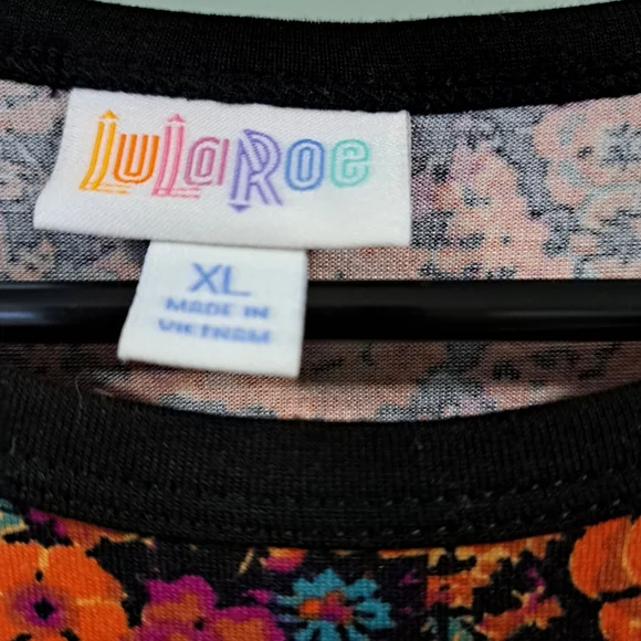 LulaRoe - Picture 4 of 4